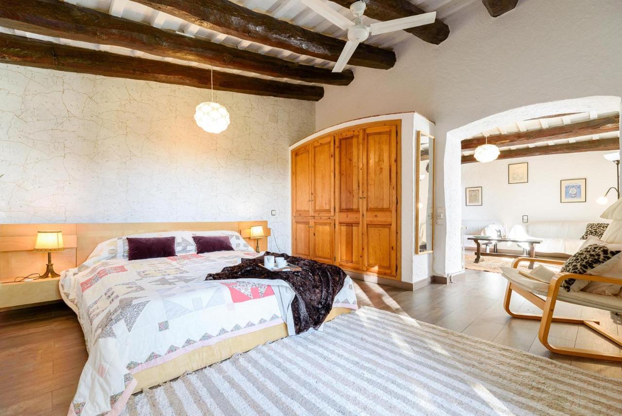 Masia Can Manent Del Bosc S XVIII Santa Eulalia de Ronsana ภายนอก รูปภาพ