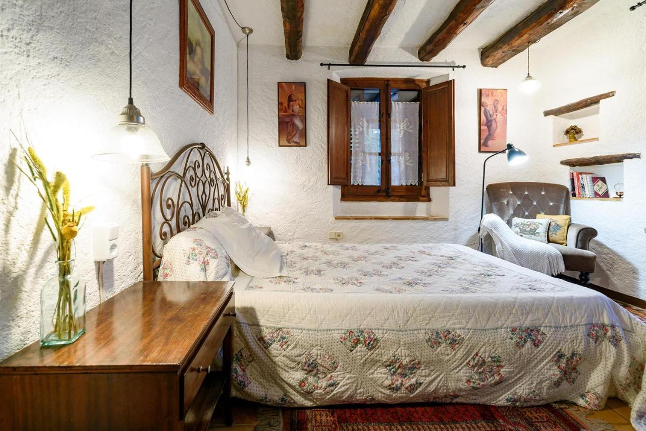 Masia Can Manent Del Bosc S XVIII Santa Eulalia de Ronsana ภายนอก รูปภาพ
